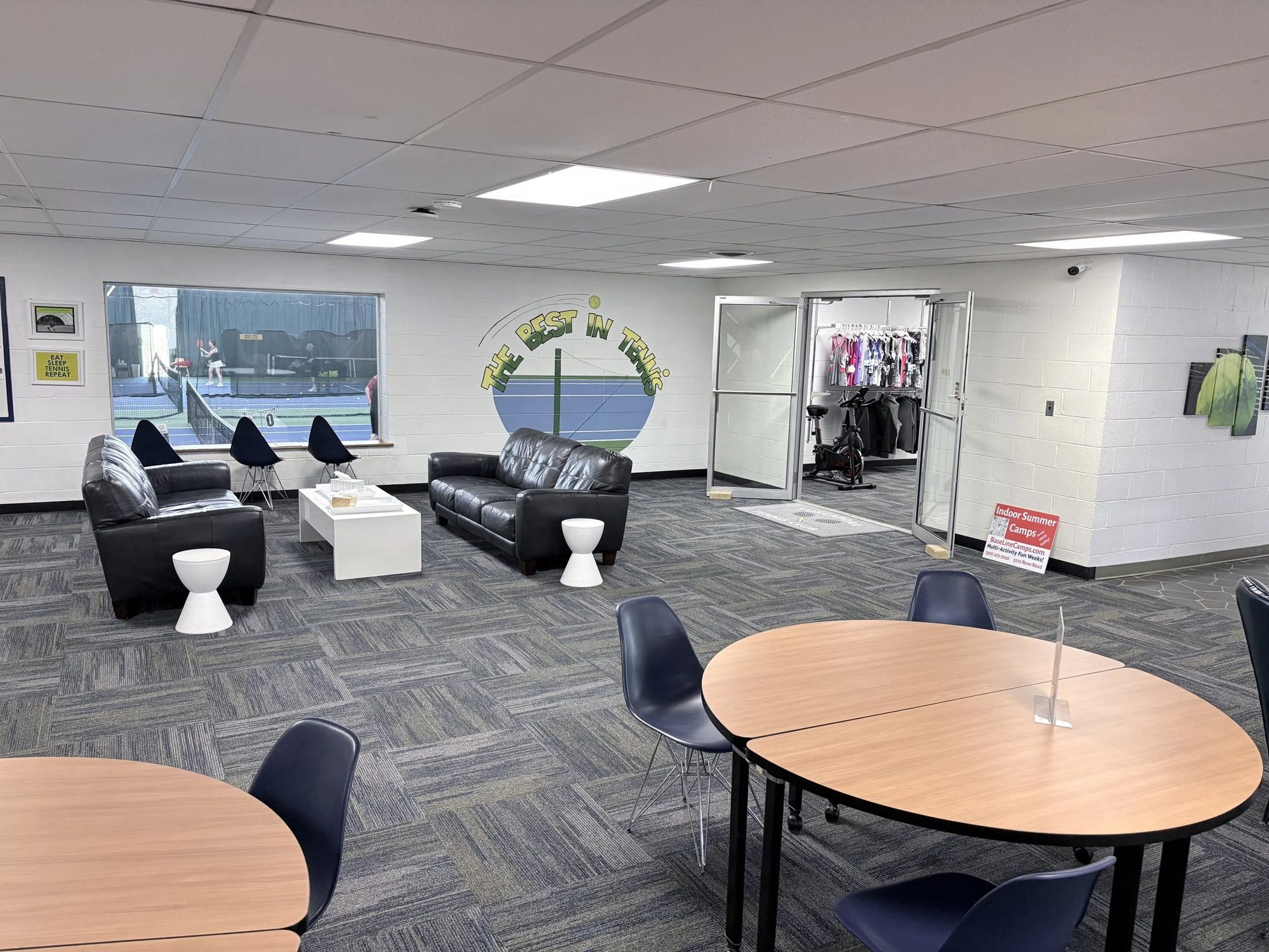 The lounge overlooking the courts